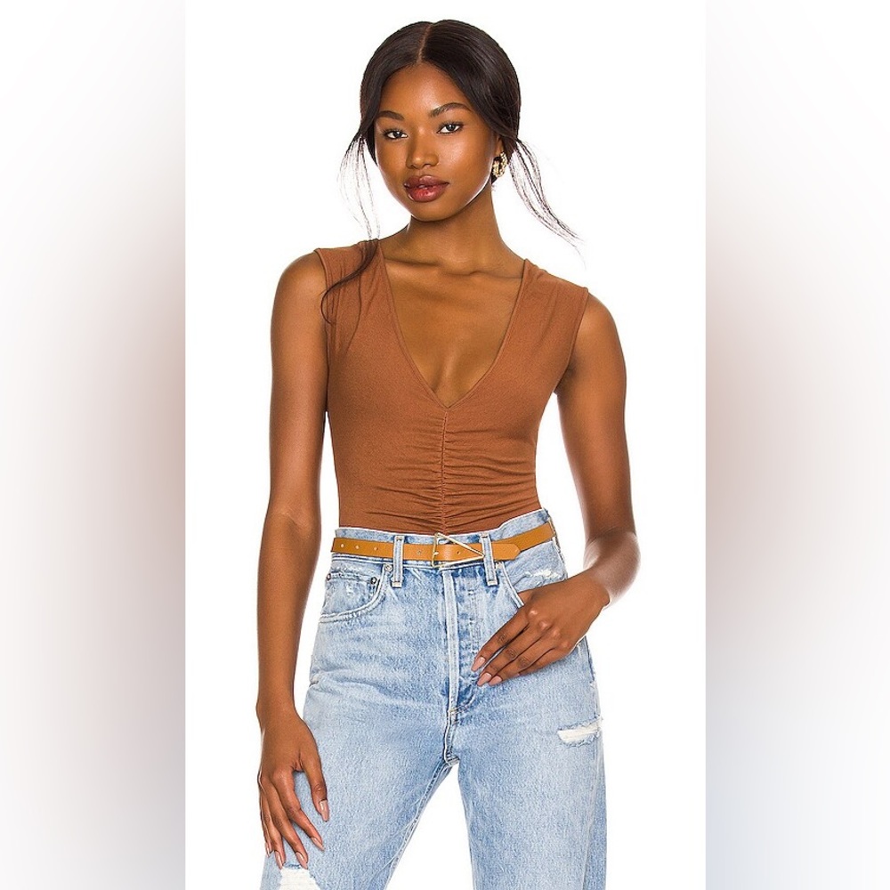 NWT AGOLDE Willa Ruched Bodysuit in Caramel
